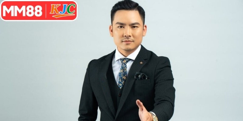 Lý lịch trích ngang chi tiết của CEO Quốc Bảo